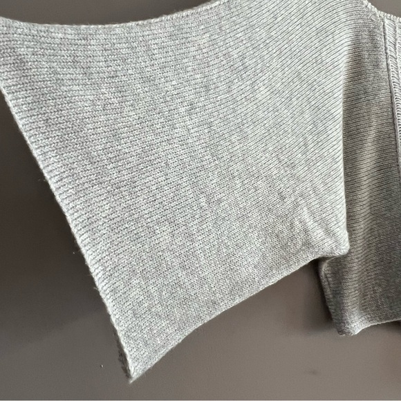 Miilla Rabbit Fur Nylon Blend Sweater Poncho Cape Batwing Sleeves Gray Medium - Picture 2 of 12